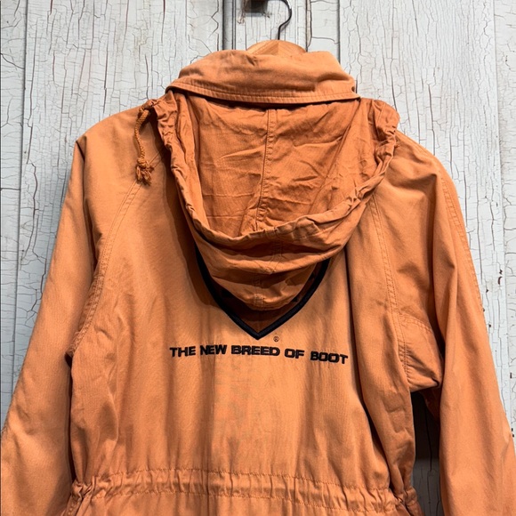 Ariat Tan Hooded Jacket with Logo - Picture 7 of 13